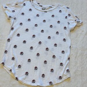 Thin white UGA Bulldog tee 🏈